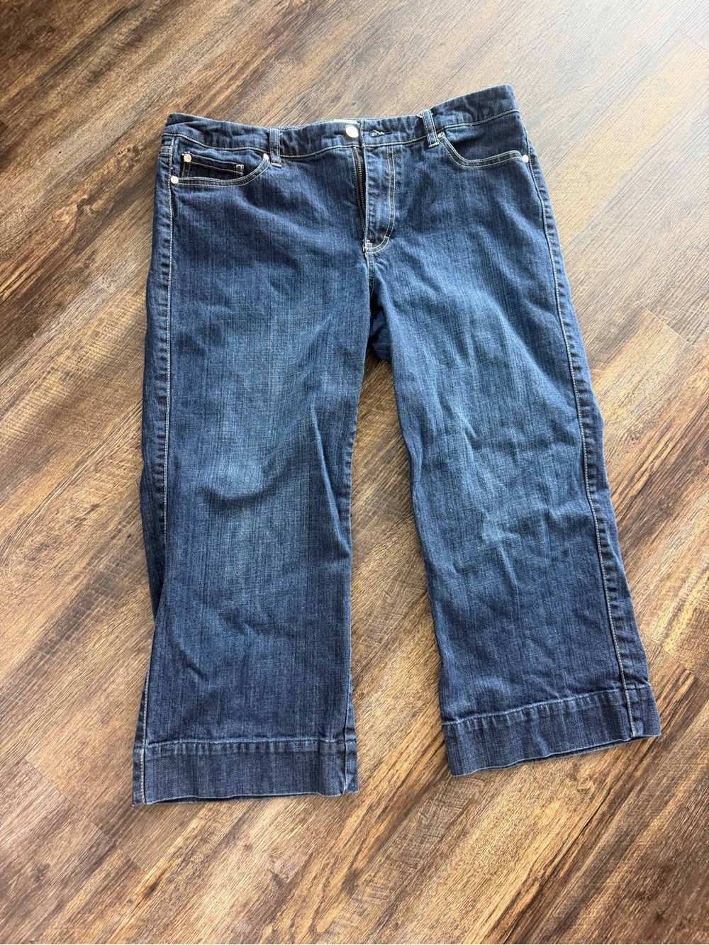 WHBM Blanc Dark Blue Denim Cropped Jeans
